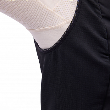 AMMV022-1 Жилет Jogging черный